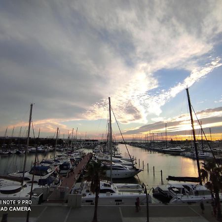 Classe 3 Etoiles - Magnifique Vue Sur Le Port - Wifi Et Clim Λα Γκραντ-Μοτ Εξωτερικό φωτογραφία