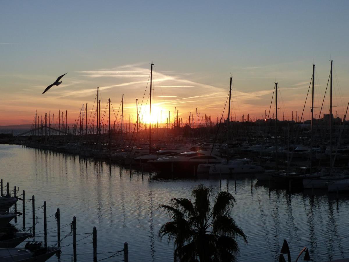 Classe 3 Etoiles - Magnifique Vue Sur Le Port - Wifi Et Clim Λα Γκραντ-Μοτ Εξωτερικό φωτογραφία