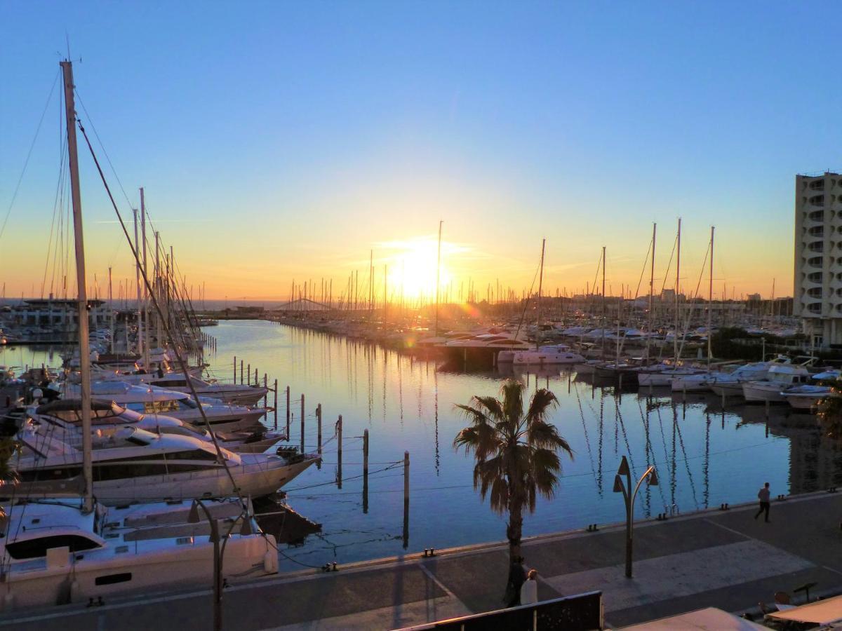 Classe 3 Etoiles - Magnifique Vue Sur Le Port - Wifi Et Clim Λα Γκραντ-Μοτ Εξωτερικό φωτογραφία